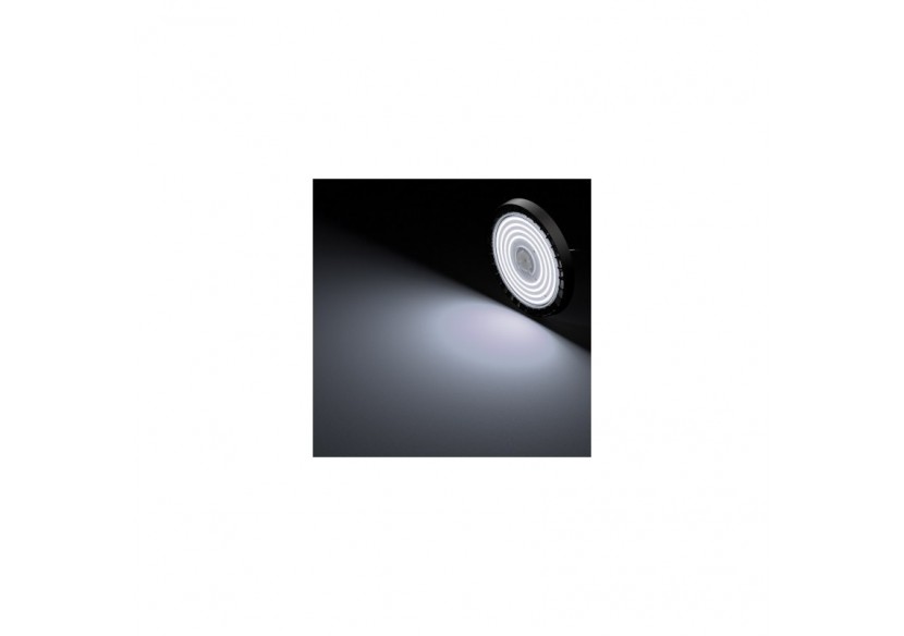 Suspension industrielle LED 150W UFO 230V - B8136-150-5K - Barcelona LED Suspension industrielle LED 150W UFO 230V - B8136-150-5K - Barcelona LED