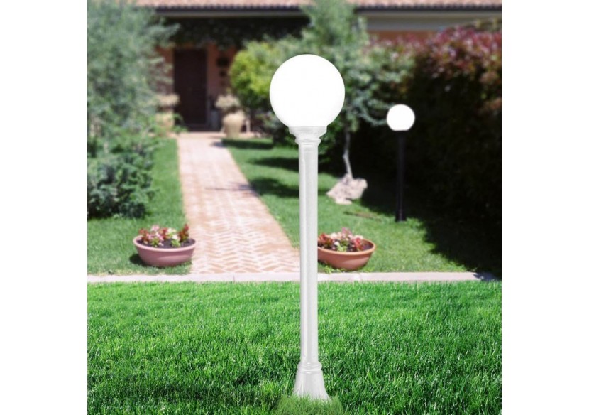 Lampadaire extérieur Fumagalli LED "GLOBO MIZAR/G250" 8.5W E27-CCT - G25.151.000.WYV1K - Barcelona LED Lampadaire extérieur Fumagalli LED "GLOBO MIZAR/G250" 8.5W E27-CCT - G25.151.000.WYV1K - Barcelona LED