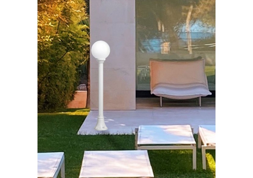 Lampadaire extérieur Fumagalli LED "GLOBO MIZAR/G250" 8.5W E27-CCT - G25.151.000.WYV1K - Barcelona LED Lampadaire extérieur Fumagalli LED "GLOBO MIZAR/G250" 8.5W E27-CCT - G25.151.000.WYV1K - Barcelona LED