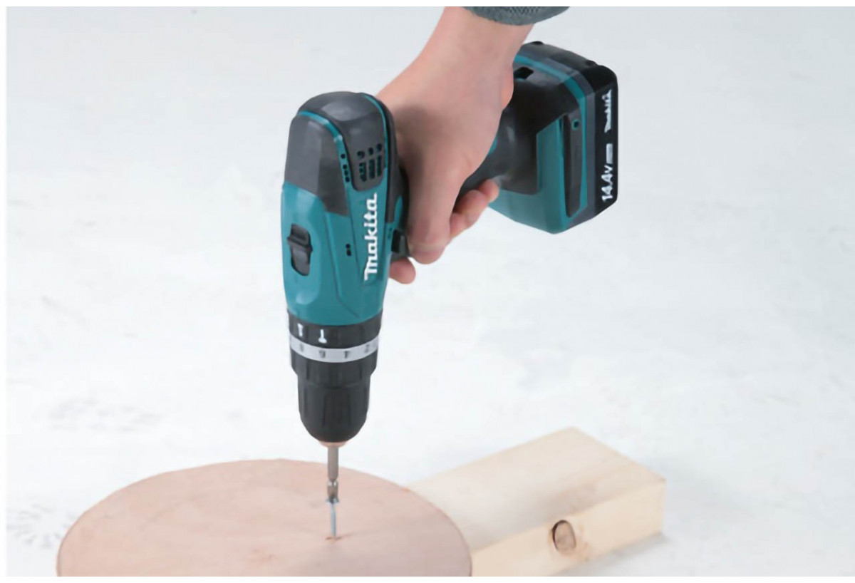 Perceuse visseuse à percussion1,3 Ah - Makita : Confort'Mat