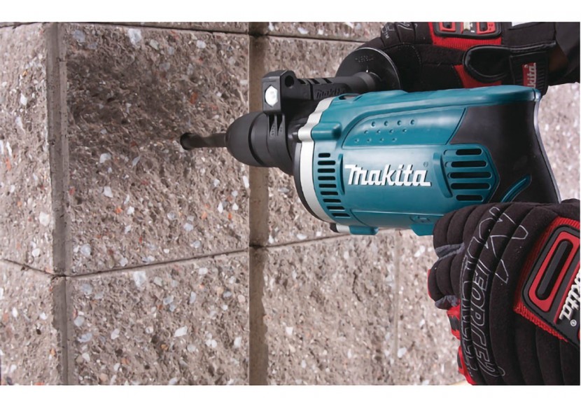 Perceuse à percussion 710 W diamètre 13 mm - Makita : Confort'Mat