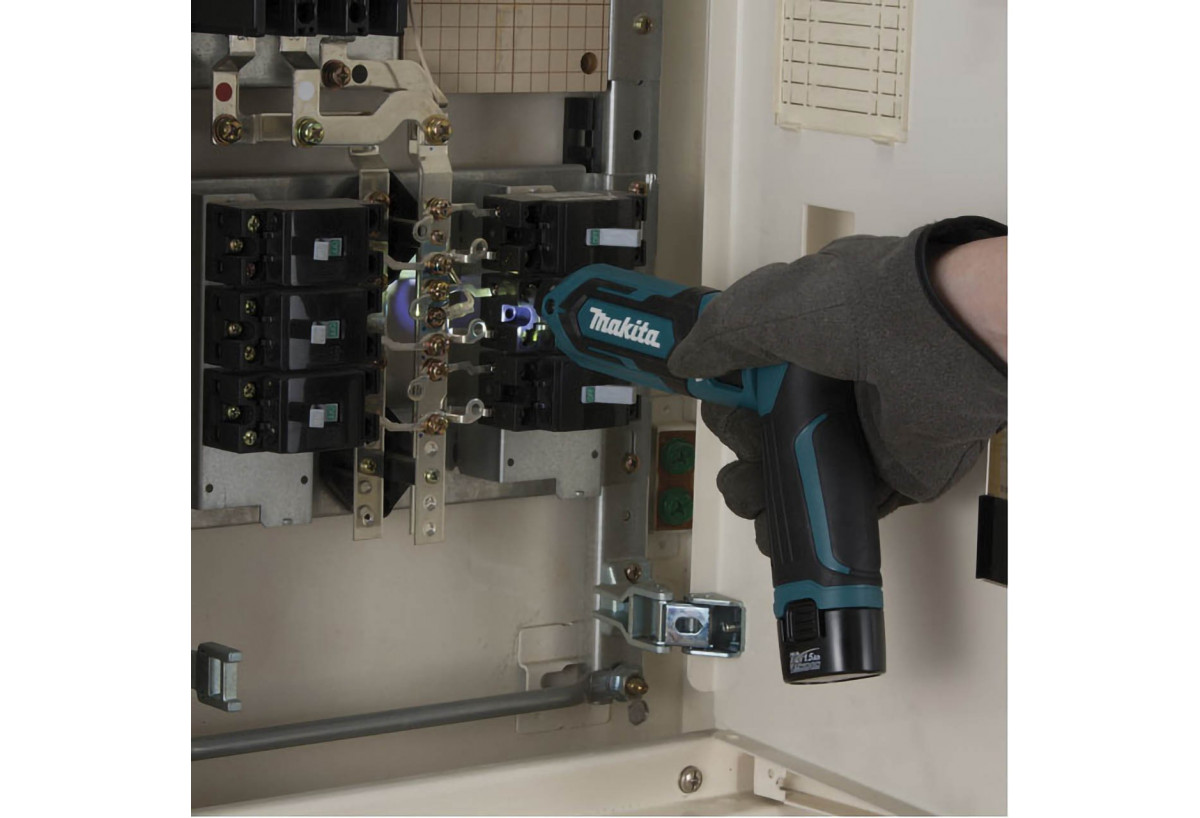 Tournevis à chocs 1,5 Ah - Makita : Confort'Mat