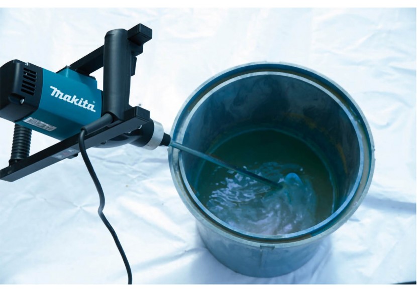 Malaxeurs 1800 W - Makita : Confort'Mat