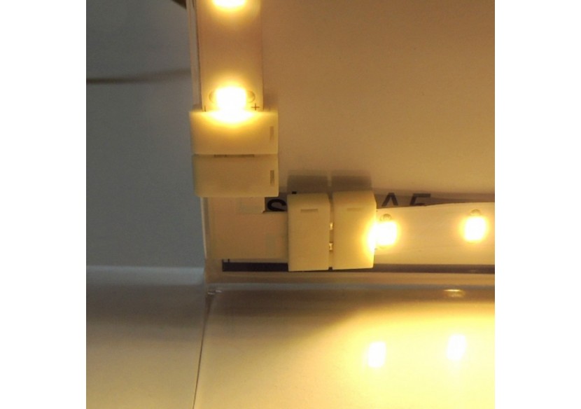 Connecteur d'angle 90 degrés pour ruban LED RGB 10mm - B1698 - Barcelona LED Connecteur d'angle 90 degrés pour ruban LED RGB 10mm - B1698 - Barcelona LED