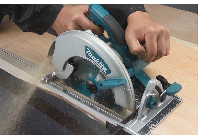 Scie circulaire 1800W - Makita : Confort'Mat
