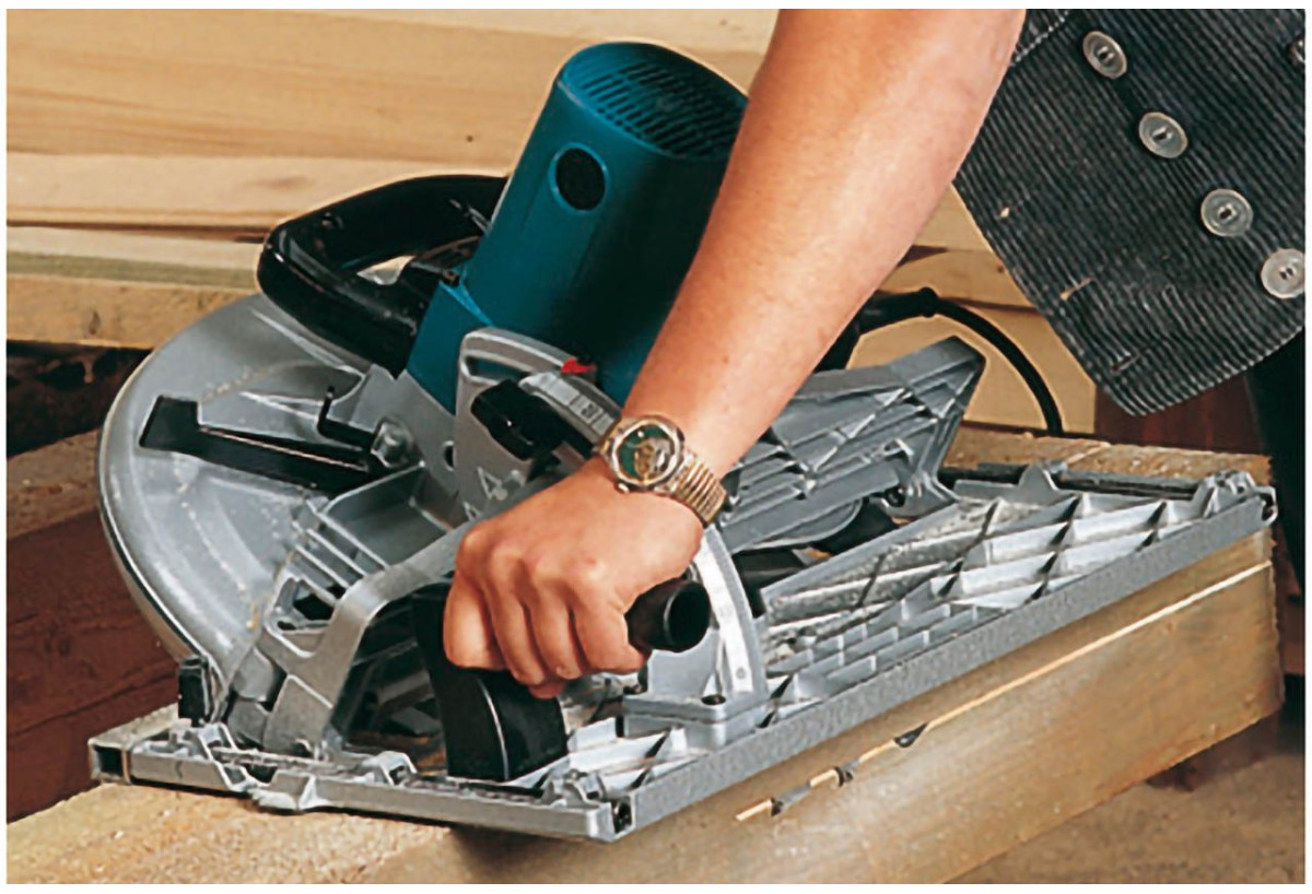 Scie circulaire 2200W - Makita : Confort'Mat