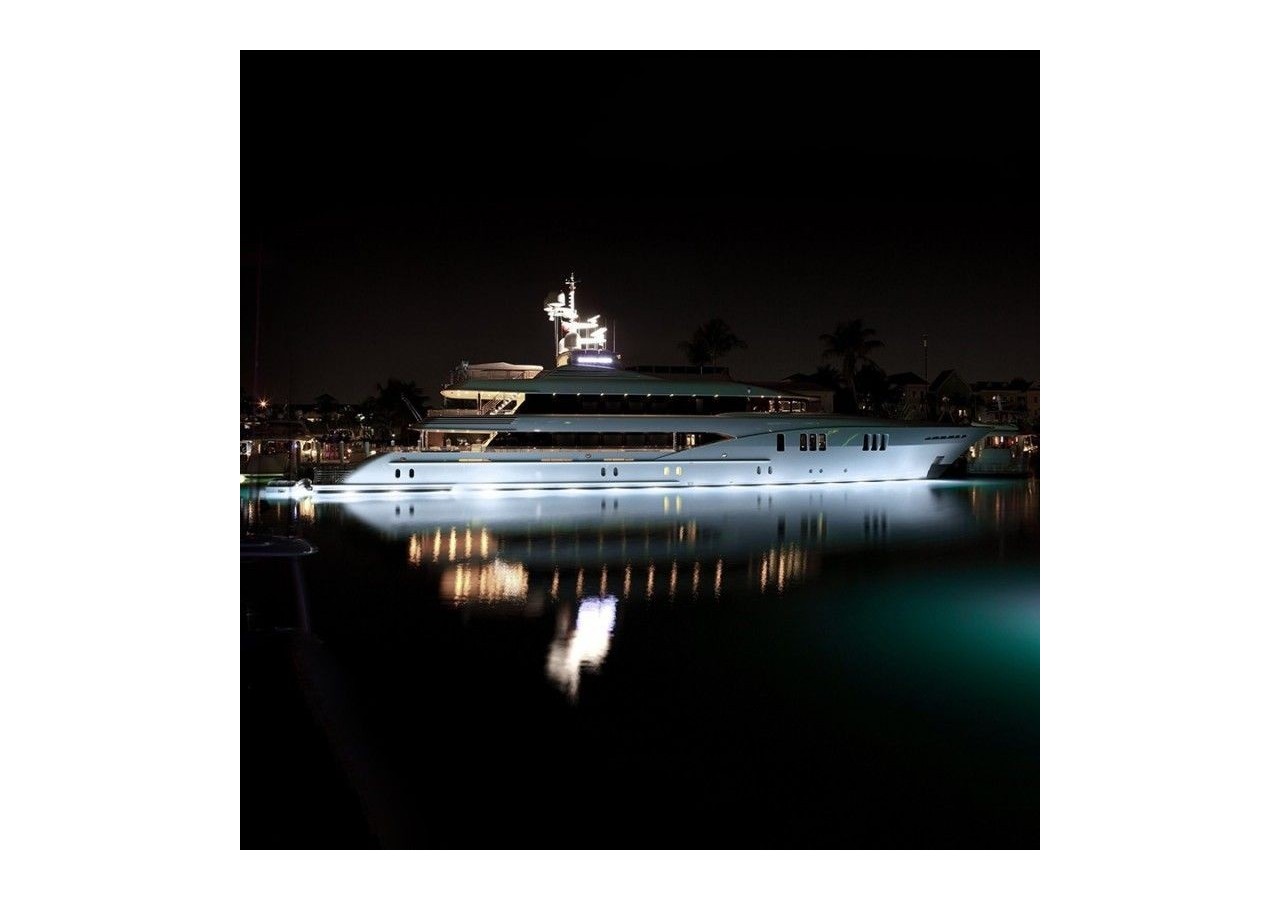 Spot LED submersible pour bateaux 120W - B2190 - Barcelona LED