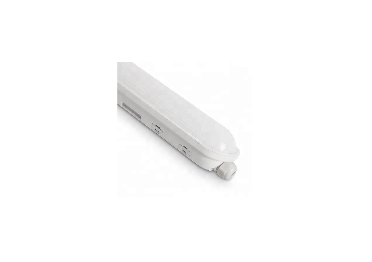 Réglette étanche LED traversante 55W 150cm 7150lm 4000K - B8400-150BN - Barcelona LED