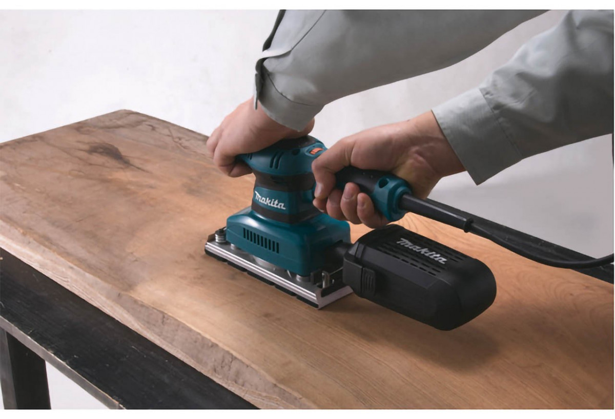 Ponceuse vibrante 190W - Makita : Confort'Mat