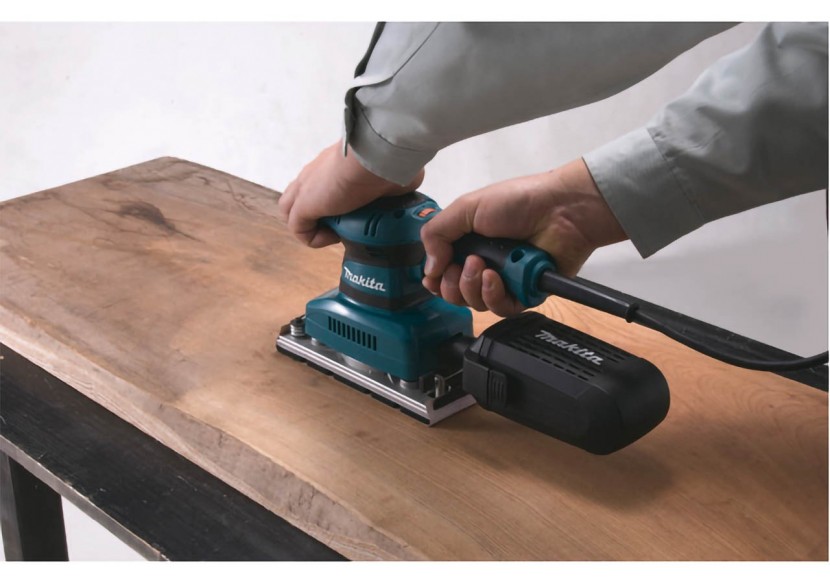 Ponceuse vibrante 190W - Makita : Confort'Mat