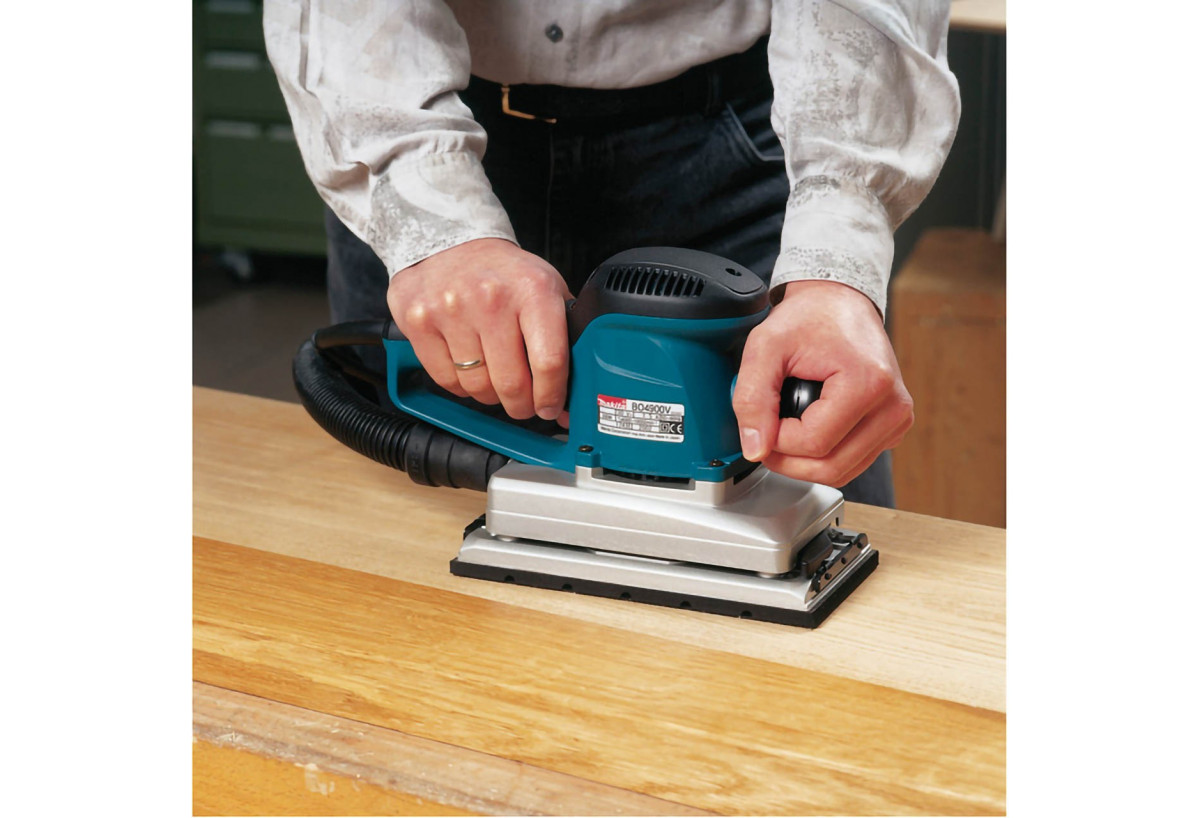 Ponceuse vibrante 330W - Makita : Confort'Mat