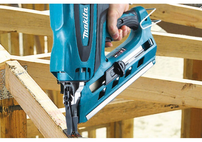Cloueur à gaz - Makita : Confort'Mat