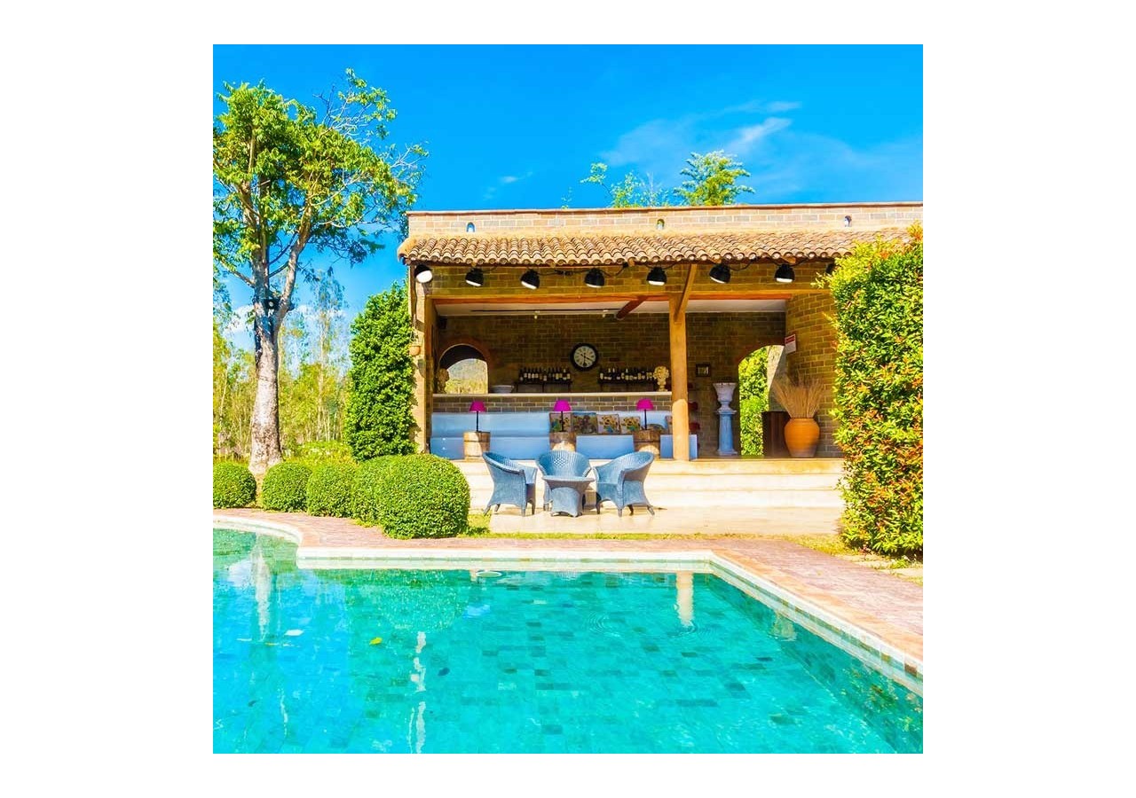 Guirlande décorative extérieur LED 6m avec 6 lumières de 8W - B2037-N-BC - Barcelona LED