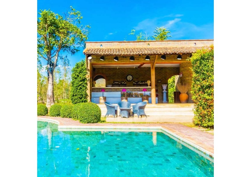 Guirlande décorative extérieur LED 6m avec 6 lumières de 8W - B2037-N-BC - Barcelona LED Guirlande décorative extérieur LED 6m avec 6 lumières de 8W - B2037-N-BC - Barcelona LED