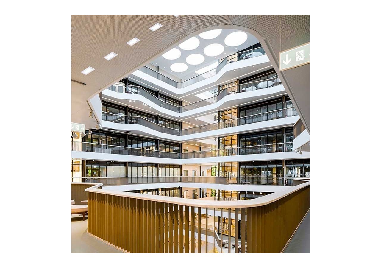 Spot LED orientable et encastrable 38W CCT LIFUD Driver - B1263-CCT - Barcelona LED