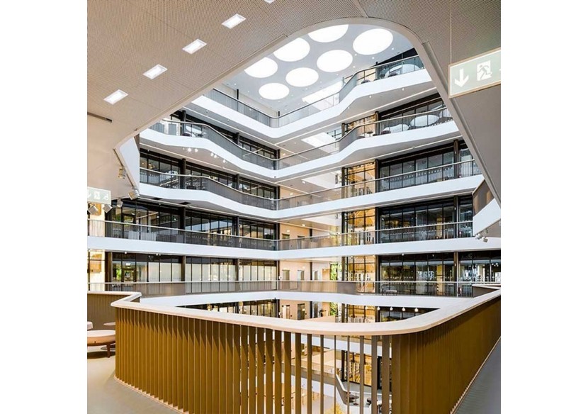 Spot LED orientable et encastrable 38W CCT LIFUD Driver - B1263-CCT - Barcelona LED