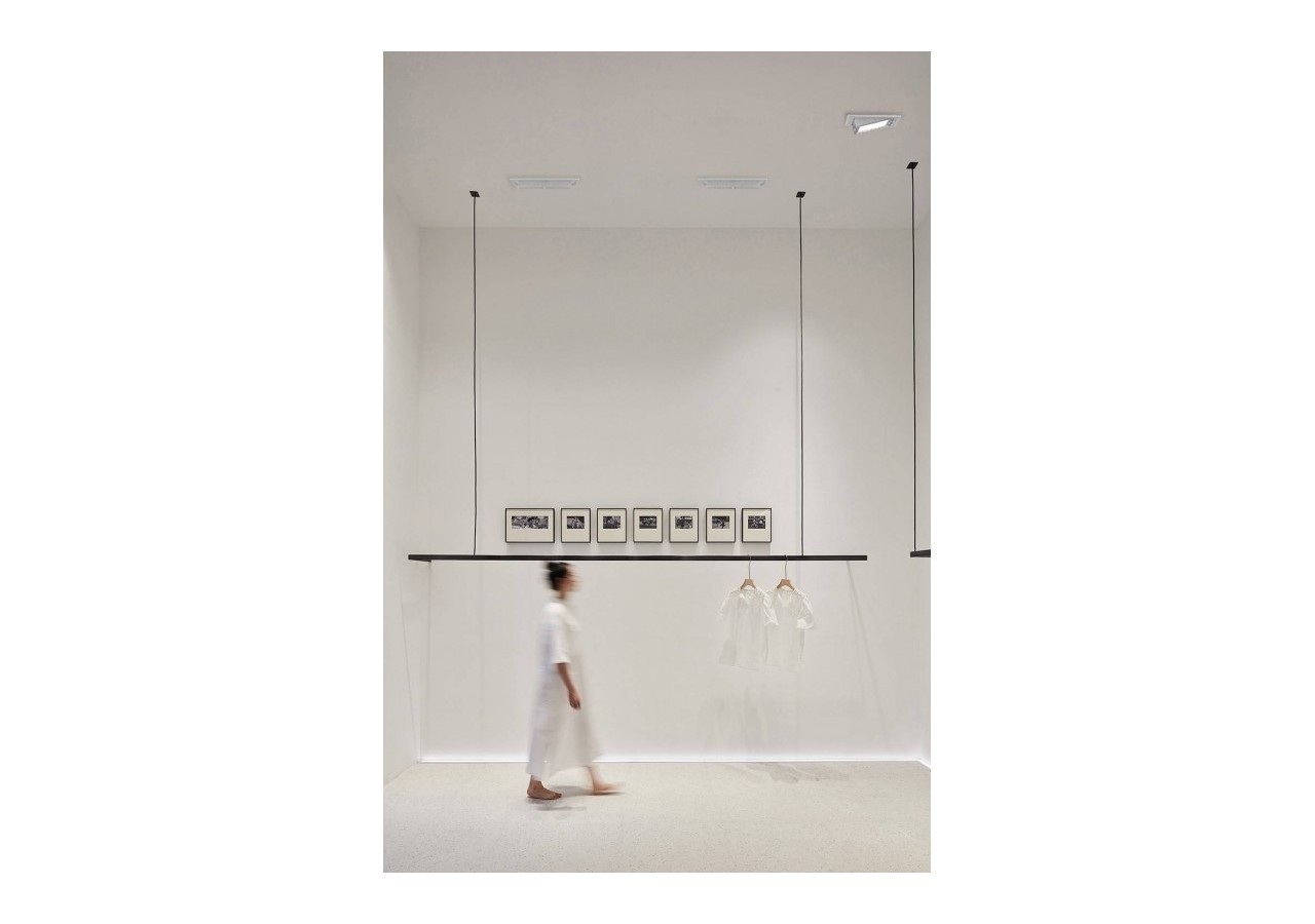 Spot LED orientable et encastrable 38W CCT LIFUD Driver - B1263-CCT - Barcelona LED