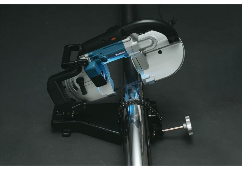 Scie à ruban portable 710W - Makita : Confort'Mat