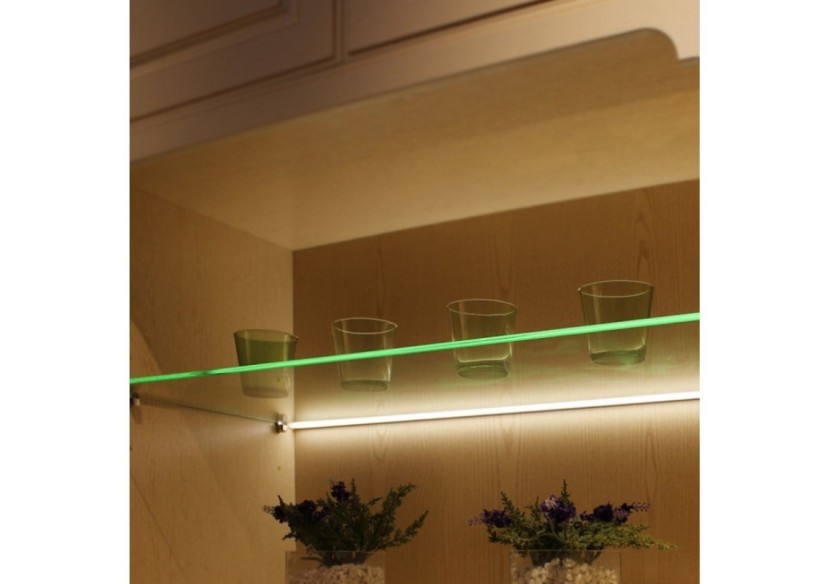 Profilé aluminium pour vitre et étagère 25x14mm (2m) - BPERFALP138 - Barcelona LED Profilé aluminium pour vitre et étagère 25x14mm (2m) - BPERFALP138 - Barcelona LED