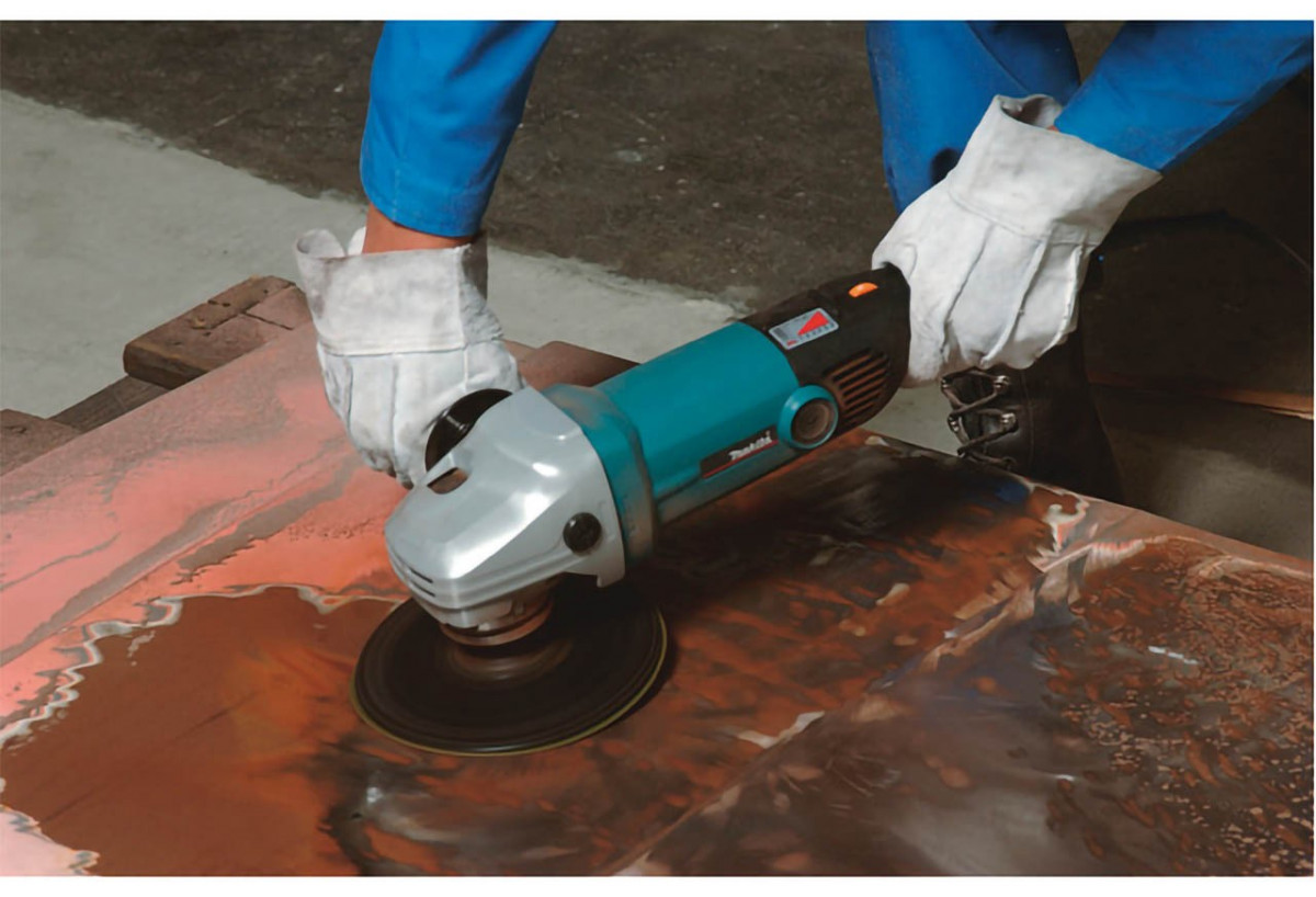 Polisseuse 1600W - Makita : Confort'Mat