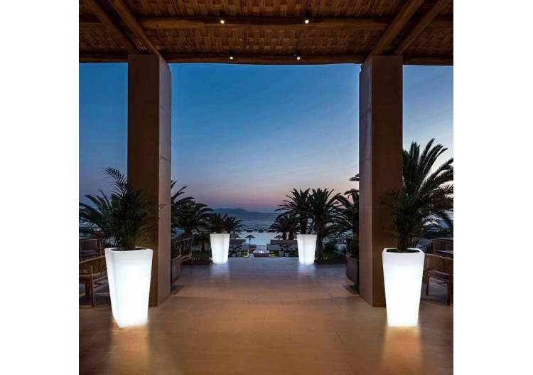 Cache-pot LED RGBW en résine blanche, 45x45x70cm, 24W, IP67, rechargeable - MU3007 - Barcelona LED