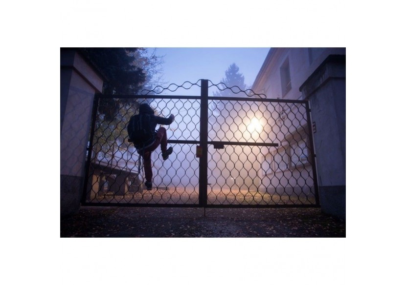 Caméra Smart + WiFi et spot 24W LEDVANCE - O478312 - Barcelona LED