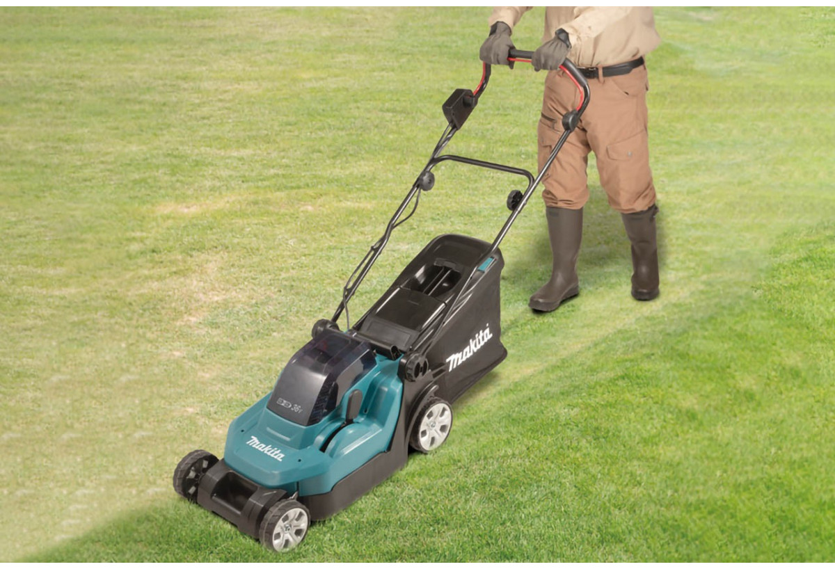 Tondeuse poussée 36 V : 2 x 18 V Li-Ion (4 batteries) - Makita : Confort'Mat