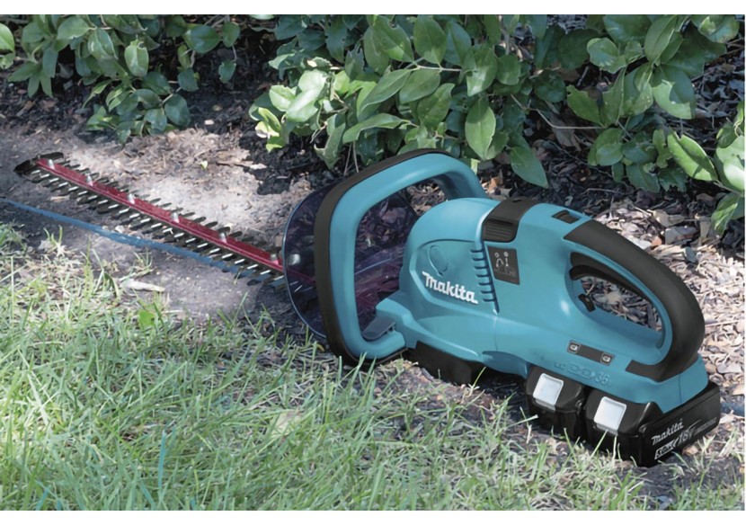 Taille-haie 36 V : 2 x 18 V Li-Ion 3 Ah 55 cm - Makita : Confort'Mat