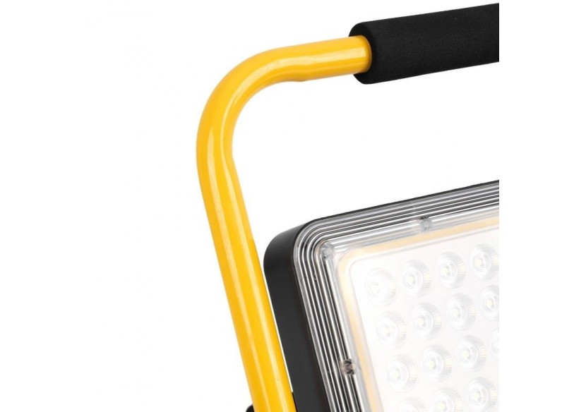 Projecteur LED 100W pour chantier portable - IP65 - 6000K - B18711-100W-BF - Barcelona LED Projecteur LED 100W pour chantier portable - IP65 - 6000K - B18711-100W-BF - Barcelona LED