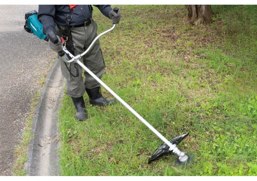 Débroussailleuse guidon asymétrique 36 V : 2 x 18 V Li-Ion - Makita : Confort'Mat