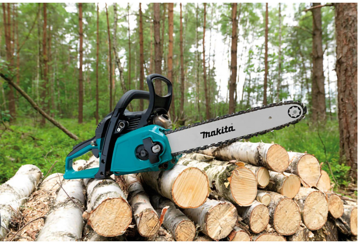 Tronçonneuse Hobby 2 Temps 32 cm³ 35 cm - Makita : Confort'Mat