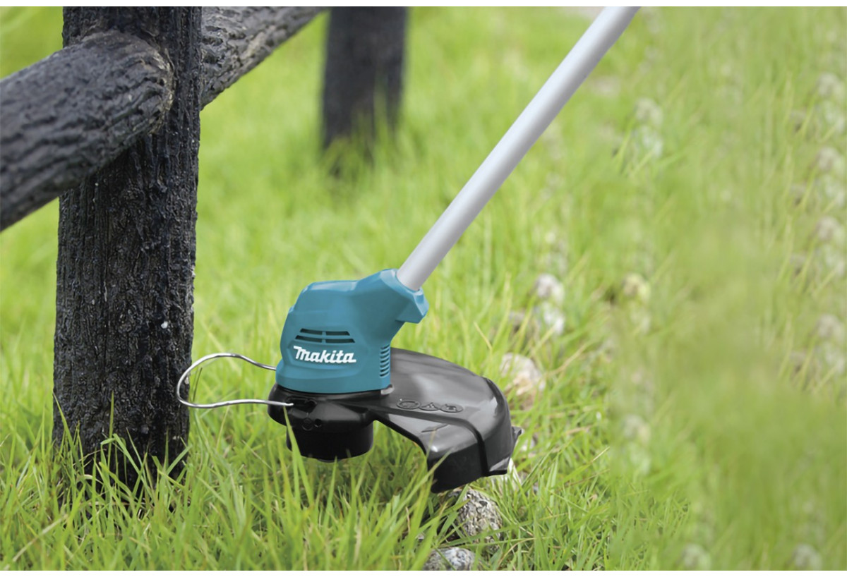 Coupe-herbe 12 V max 10,8 V Li-Ion 2 Ah - Makita : Confort'Mat