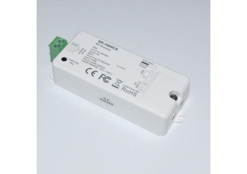 Régulateur unicolore 12-36V 1 canal 8A contrôle RF SUNRICHER - Perfect RF - SR-1009CS - Barcelona LED Régulateur unicolore 12-36V 1 canal 8A contrôle RF SUNRICHER - Perfect RF - SR-1009CS - Barcelona LED