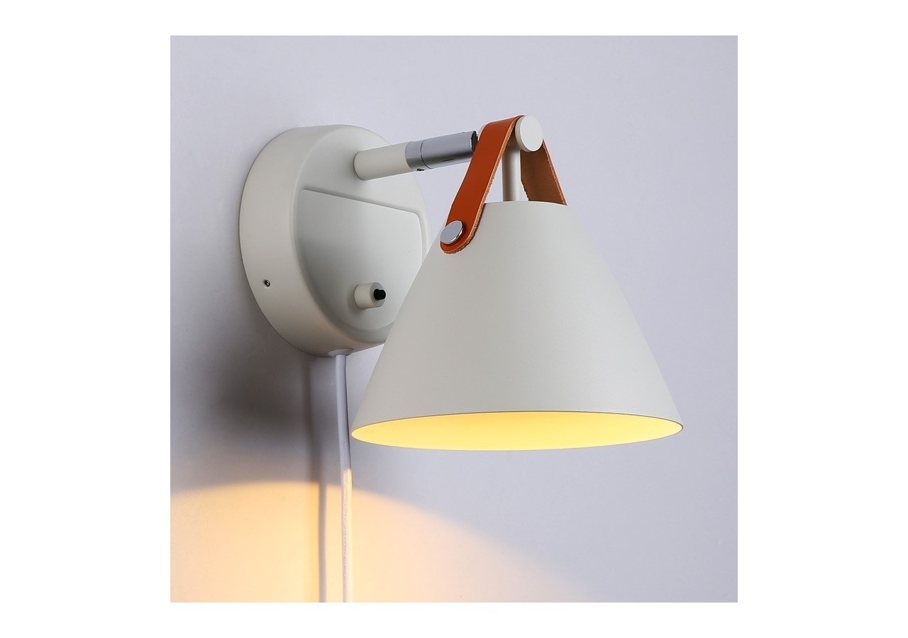 Applique murale "Ellen" avec interrupteur et prise - L3054-B - Barcelona LED