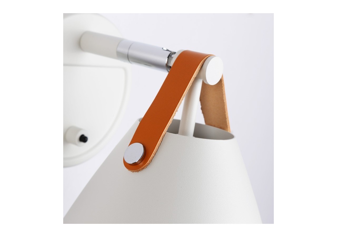 Applique murale "Ellen" avec interrupteur et prise - L3054-B - Barcelona LED