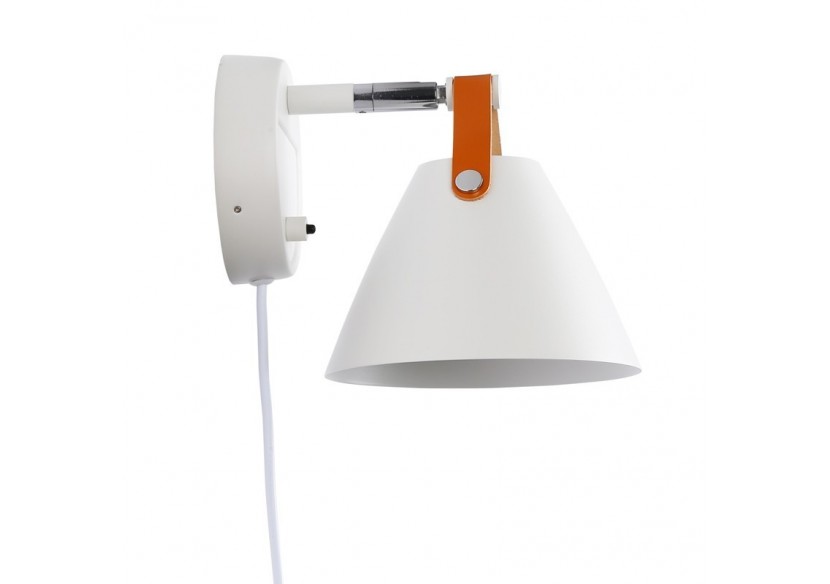 Applique murale "Ellen" avec interrupteur et prise - L3054-B - Barcelona LED Applique murale "Ellen" avec interrupteur et prise - L3054-B - Barcelona LED