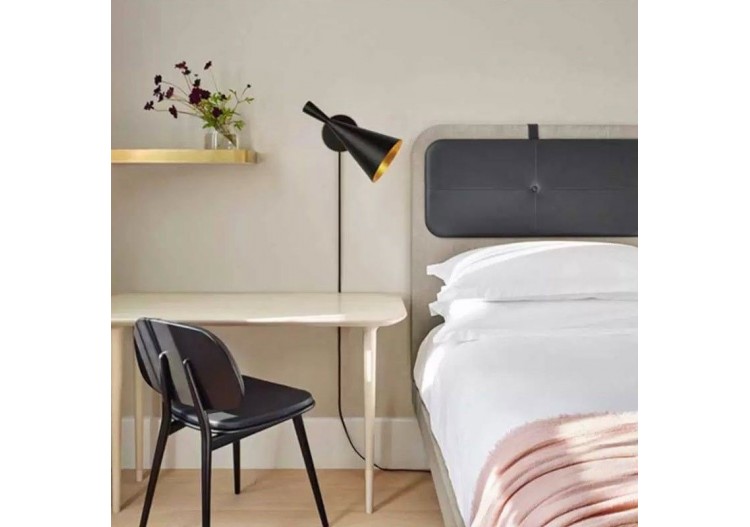 Applique murale scandinave orientable avec interrupteur et prise - L3033-N-EU - Barcelona LED 2