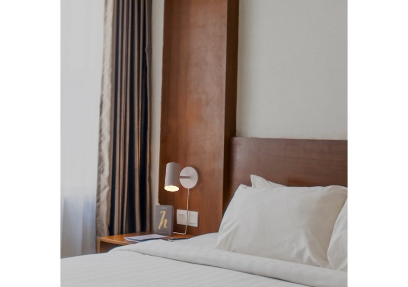 Applique murale d'intérieur orientable "Ben" avec câble et prise - E27 - L3065-EU-B - Barcelona LED Applique murale d'intérieur orientable "Ben" avec câble et prise - E27 - L3065-EU-B - Barcelona LED