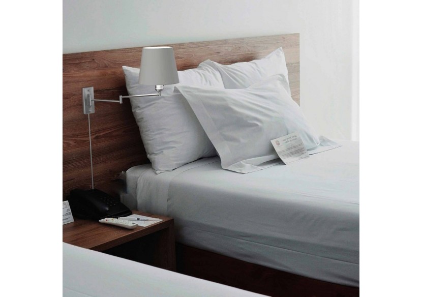 Applique murale avec bras articulé et prise "Clark" - E27 - L3066-EU-CR - Barcelona LED Applique murale avec bras articulé et prise "Clark" - E27 - L3066-EU-CR - Barcelona LED