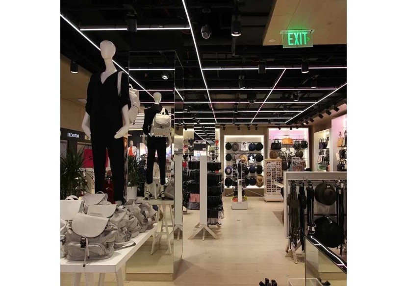 Néon LED flexible 24V DC-12x12mm-10 mètres-Kit complet-11W/m-IP67-Courbure verticale - N1212-10M-BN - Barcelona LED Néon LED flexible 24V DC-12x12mm-10 mètres-Kit complet-11W/m-IP67-Courbure verticale - N1212-10M-BN - Barcelona LED