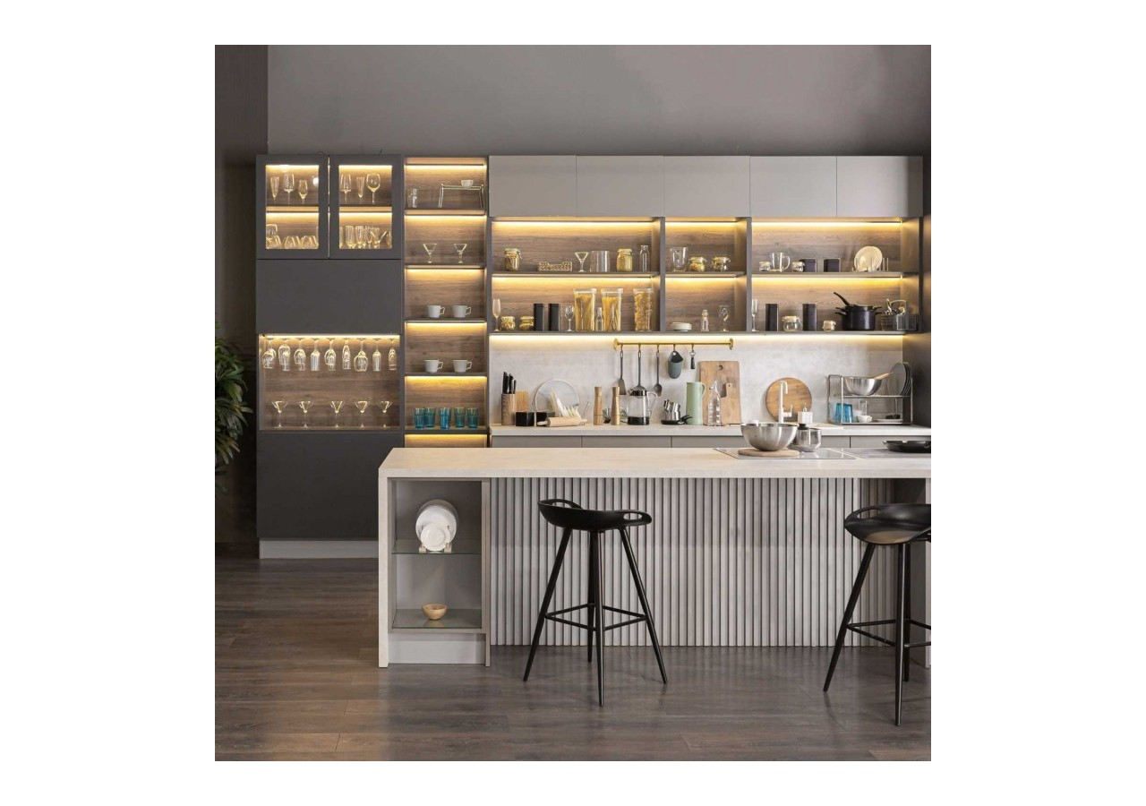 Profilé de surface en aluminium 2m avec diffuseur, 4 embouts 4 agrafes-Ruban LED jusqu'à 12 mm - PXG-204 - Barcelona LED