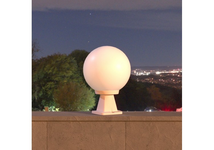 Lanterne sur pied extérieure à sphère opale FUMAGALLI "Disma/G250"-E27 - G26.114.000.WYE27 - Barcelona LED 2