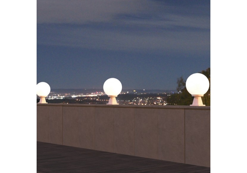 Lanterne sur pied extérieure à sphère opale FUMAGALLI "Disma/G250"-E27 - G26.114.000.WYE27 - Barcelona LED