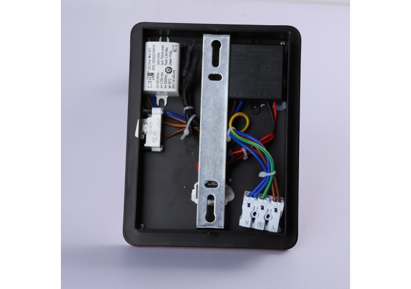 Applique liseuse flexible avec port USB "LONDON USB"-Puce CREE-3W - LN1511-USB-N - Barcelona LED Applique liseuse flexible avec port USB "LONDON USB"-Puce CREE-3W - LN1511-USB-N - Barcelona LED
