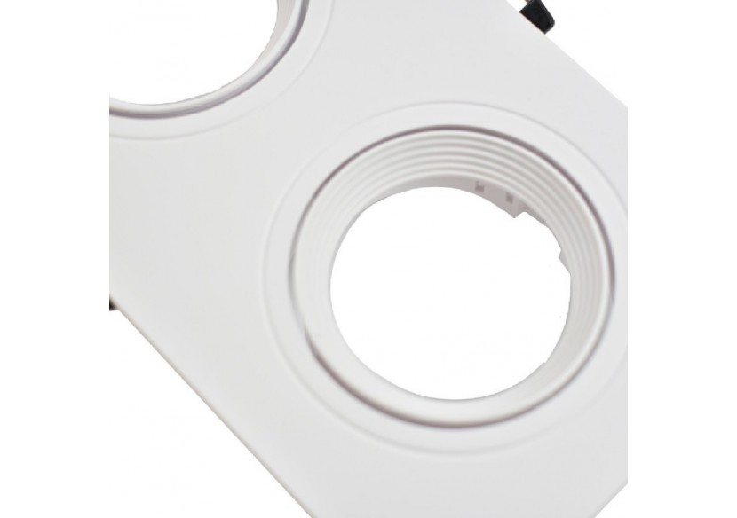 Support de spot triple orientable pour ampoules GU10/MR16-Coupe 75 x 235 mm - B996-B - Barcelona LED Support de spot triple orientable pour ampoules GU10/MR16-Coupe 75 x 235 mm - B996-B - Barcelona LED