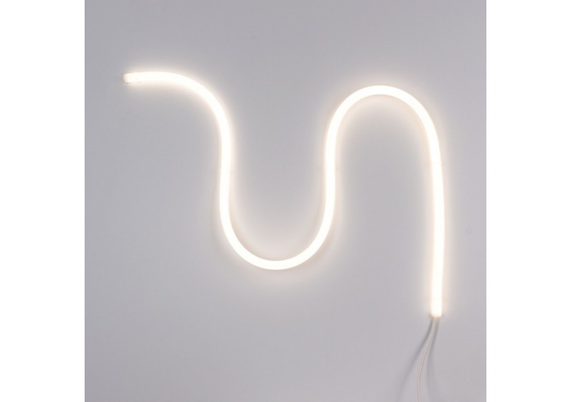 Néon LED flexible circulaire à 360 degrés-diamètre 22mm-2m-24V DC-240Ch/m-19,2W/m-IP65 - NSD22-2M-BN - Barcelona LED Néon LED flexible circulaire à 360 degrés-diamètre 22mm-2m-24V DC-240Ch/m-19,2W/m-IP65 - NSD22-2M-BN - Barcelona LED