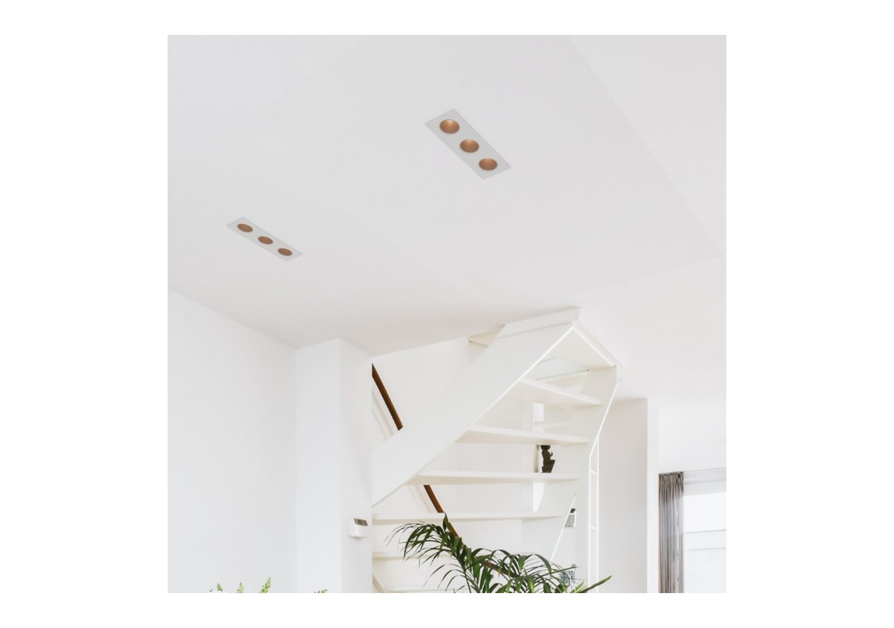 Collerette downlight carrée triple orientable GU10 / MR16-Faible indice UGR-Coupe 75 x 235 mm - B923-CB - Barcelona LED