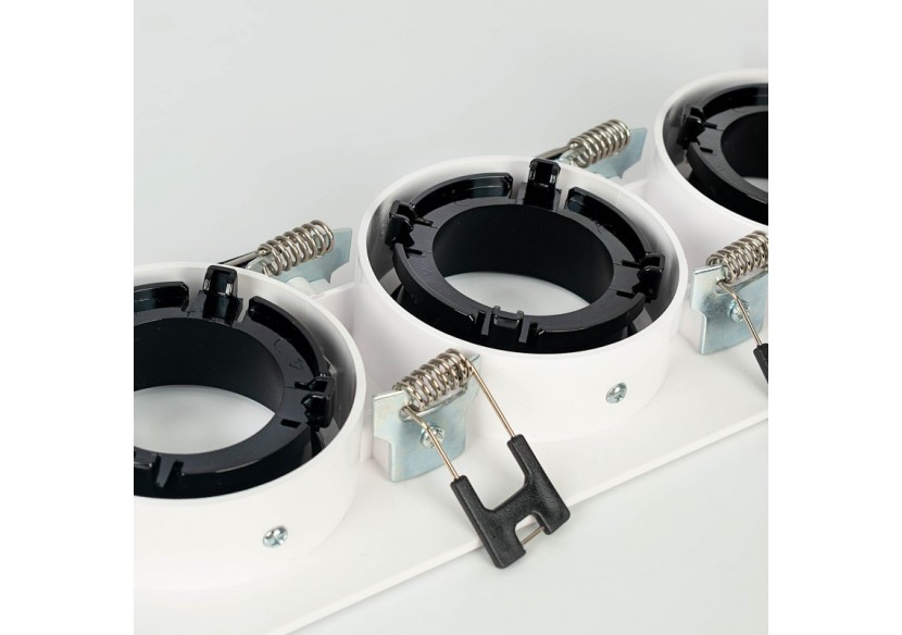 Collerette downlight carrée triple orientable GU10 / MR16-Faible indice UGR-Coupe 75 x 235 mm - B923-NB - Barcelona LED Collerette downlight carrée triple orientable GU10 / MR16-Faible indice UGR-Coupe 75 x 235 mm - B923-NB - Barcelona LED