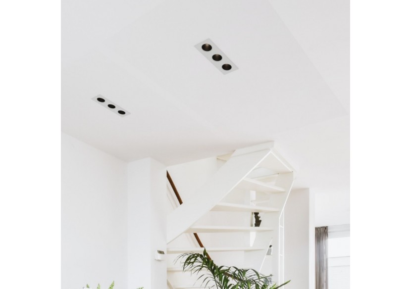 Collerette downlight carrée triple orientable GU10 / MR16-Faible indice UGR-Coupe 75 x 235 mm - B923-NB - Barcelona LED Collerette downlight carrée triple orientable GU10 / MR16-Faible indice UGR-Coupe 75 x 235 mm - B923-NB - Barcelona LED