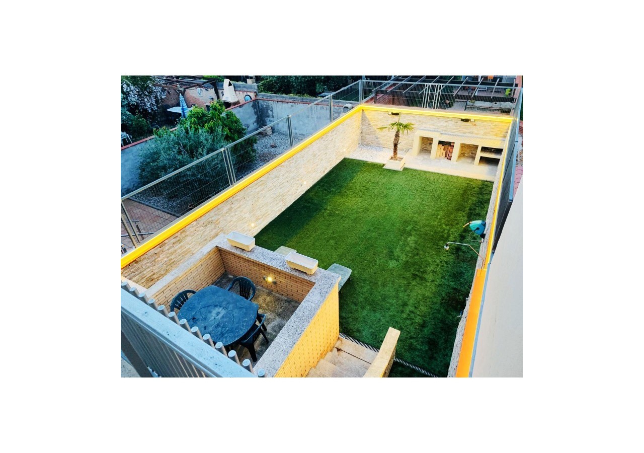 Ruban LED 24V DC 10W/m SMD5050 IP68 Rouleau de 20m - B1502-RGB - Barcelona LED